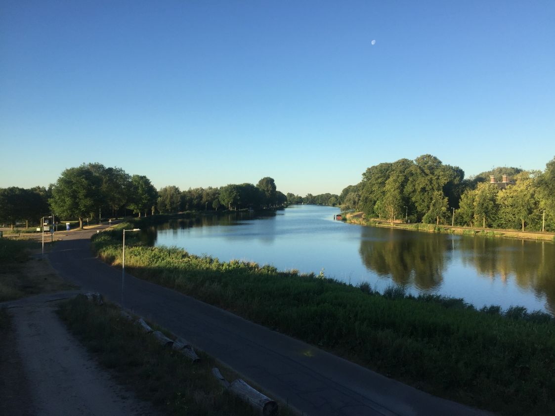 De Amstel in de ochtend